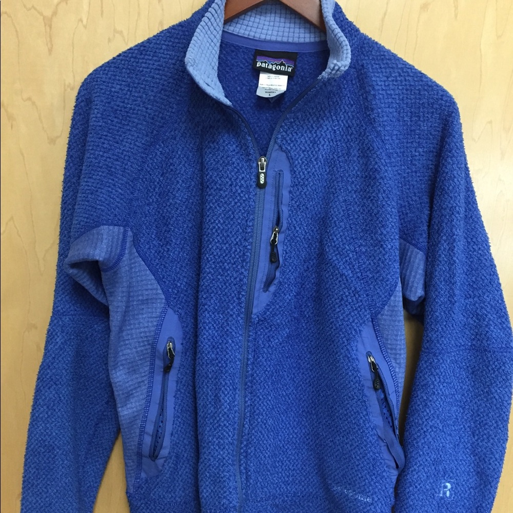 Patagonia Women’s large 1/4 zip blue